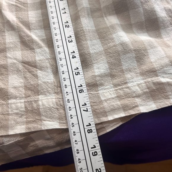 Gingham Shorts with Pockets - Picture 5 of 8